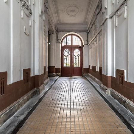 Neoclassic Apartment Leópolis Exterior foto